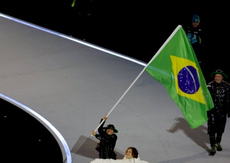 Muito além do esporte: como campeão olímpico Lucas Pinheiro leva moda, arte e cultura ao esqui