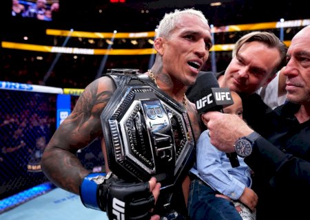 UFC 326: Charles do Bronx conquista cinturão BMF em "monólogo" contra Holloway
