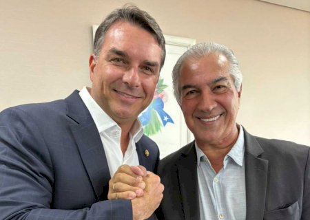 Flávio Bolsonaro se reúne com Riedel e Reinaldo Azambuja e reforça unidade política em MS