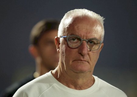 Dorival reclama de possível saída de André, e Paz diz: "Corinthians precisa vender jogadores"