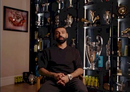 Salah toma decisão de deixar o Liverpool e se emociona: "Nunca caminharei sozinho"