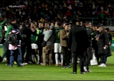 Quase quarentão, goleiro da Bolívia vive sonho inédito da Copa: "Nada se compara"