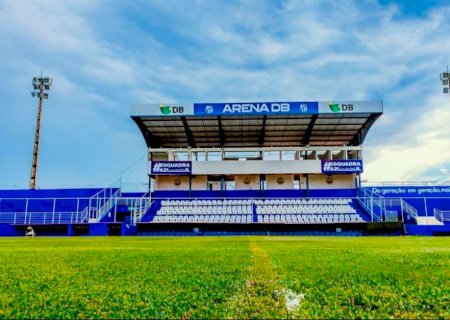 Sem calendário, time sensação do Mineiro dispensa funcionários e tenta alugar estádio