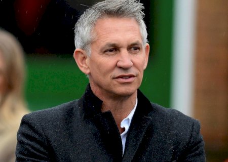 Ídolo inglês revela reação de Cristiano Ronaldo: "Me deixou de seguir porque eu disse que Messi era melhor"