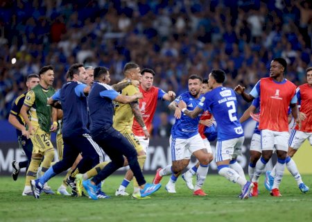 Cruzeiro x Boca Juniors termina em confusão no Mineirão; veja vídeo