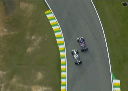 Ex-chefe admite trapaça de Schumacher em polêmica em 2006: "Parou de propósito"