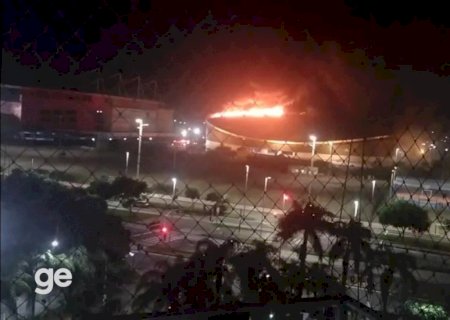 Fogo destrói telhado do Velódromo do Parque Olímpico; estrutura não foi danificada, e ninguém se feriu