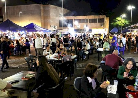 Feira no Parque dos Ipês tem música ao vivo nesta sexta