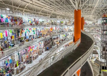 Acordo regulamenta trabalho no comércio em feriados
