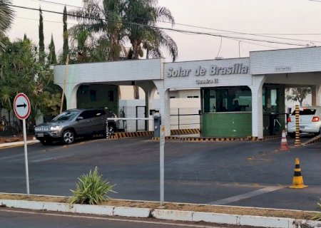 Moraes nega pedido para Javier Milei visitar Bolsonaro em casa
