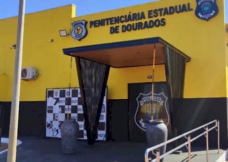 Pente-fino apreende mais de 560 porções de drogas arremessadas para presídio de Dourados