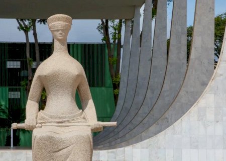 STF marca para setembro retomada do julgamento da Lei da Ficha Limpa