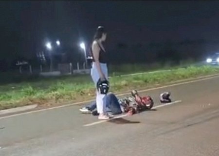 Homem morre e outro fica ferido em acidente envolvendo duas motos
