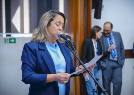 Lia Nogueira propõe reserva mínima de 40% das vagas para mulheres em empresas incentivadas pelo Estado