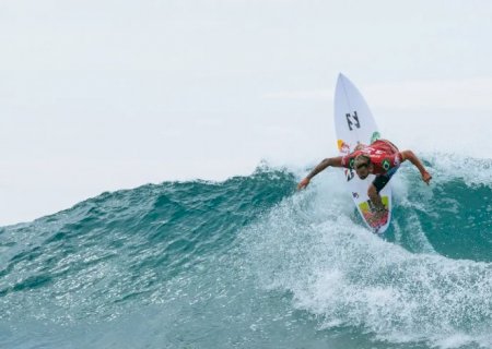 WSL exclui etapa de Abu Dhabi do circuito mundial de surfe deste ano