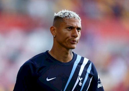 Richarlison aceita jogar no Vasco, mas Tottenham não pode mais emprestar jogadores