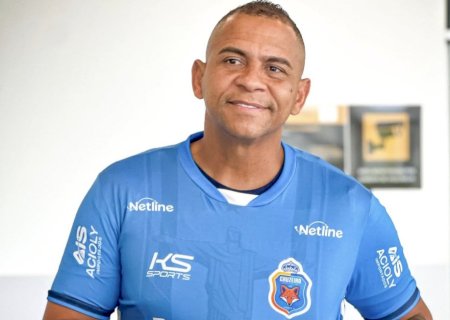 Walter diz que não soube lidar com dinheiro: "Perdi muito por falta de estudo"