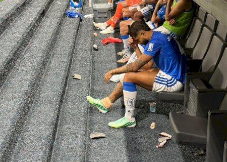 João Marcelo sofre lesão no joelho e não joga mais pelo Cruzeiro na temporada